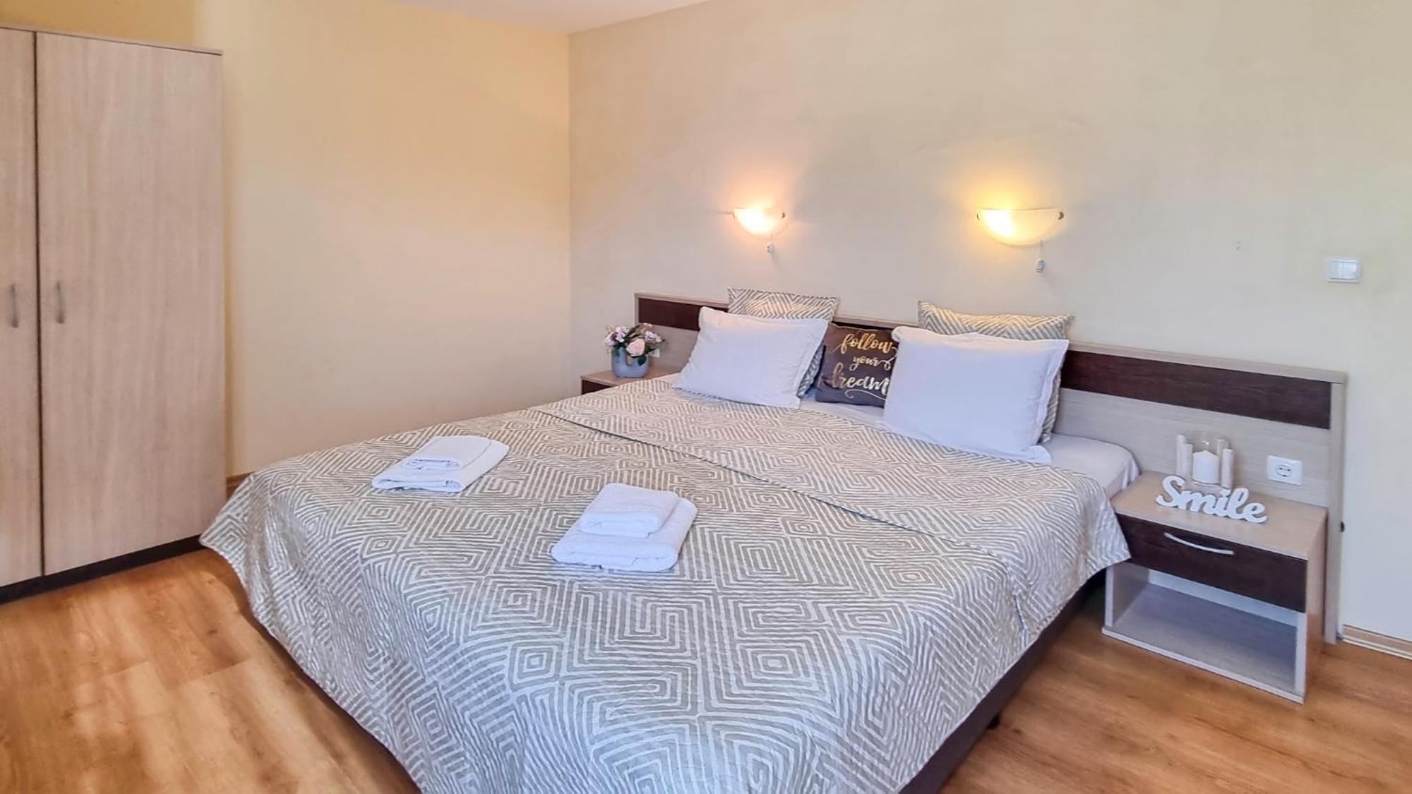 סאני ביץ' Viva Apartments מראה חיצוני תמונה